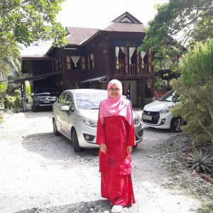 Siti Azmi profile icon