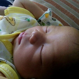 Uning Nuraisyah Oktariana profile icon