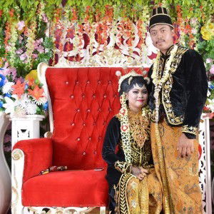 Dwi Mayang Sari profile icon