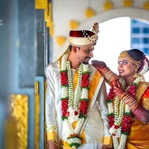 Malar Selvandran profile icon