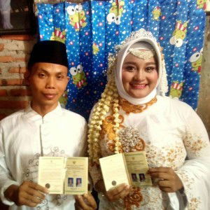 Ayu Fitri profile icon