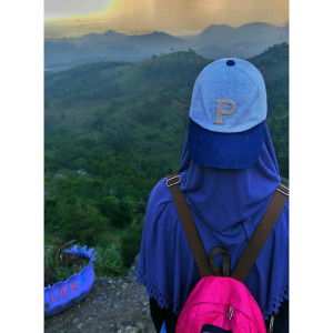 R Putri Andani profile icon