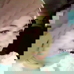 reni riyani profile icon