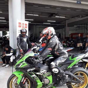 อามีน่ะฮ์ ดอเล๊าะห์ profile icon