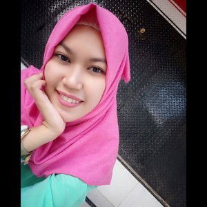 Uchy Susianti profile icon