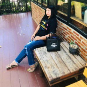 มล ศรีโรตน์ profile icon