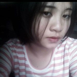 Ploy Bee profile icon