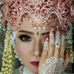 Dewi Nurseni profile icon