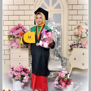 Desy Aryanii profile icon
