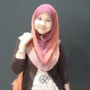 izzati yusoff profile icon
