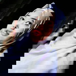 Nur Sari profile icon