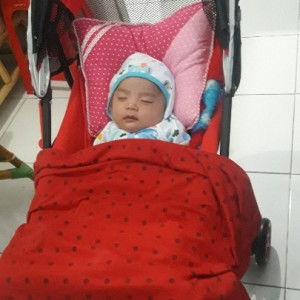 fitri apriyani profile icon