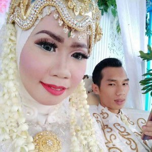 Rosmy Lianti profile icon