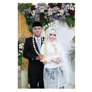 Dwi Murti Ningsih profile icon