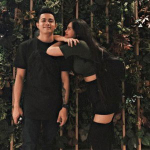 Almira Mench profile icon