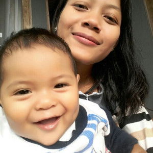 Ratna Apriyanti profile icon