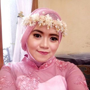 Fitri Hadriana profile icon