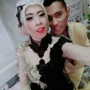 Dewi Dewipee Pee profile icon