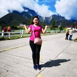 Zar Inaa profile icon