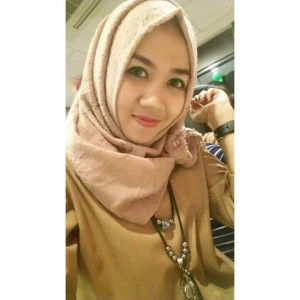 Dwi Qurniasari profile icon