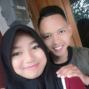 Ainani Nur Prastiwi profile icon