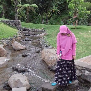 Putri Wahyu Reszkiana profile icon