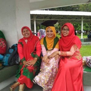 Riski Suryani Daulay profile icon