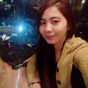 vionnike putri Jeksy profile icon