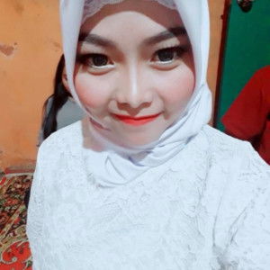 Sri Cahyati profile icon