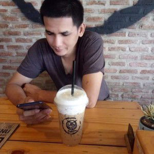 สาธิต สีวันคำ profile icon