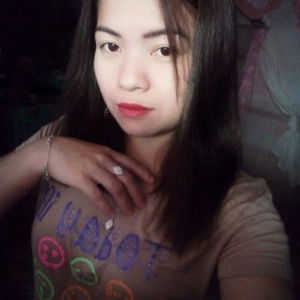 Lhalyn Almoguerra profile icon