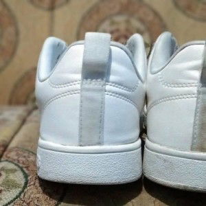 Puji Astutik profile icon