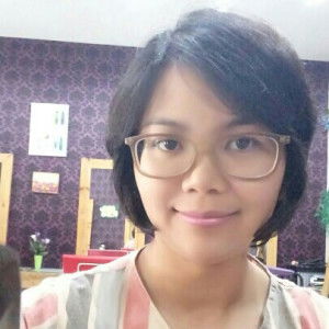 Lucia Dewi profile icon