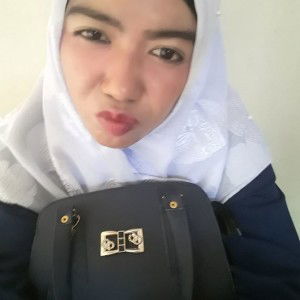 April Saputra profile icon