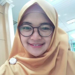 Listina Purnamasari profile icon