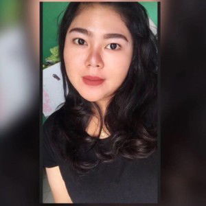 Neng Henny profile icon