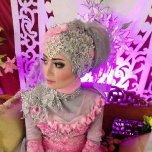 putri yasmin profile icon