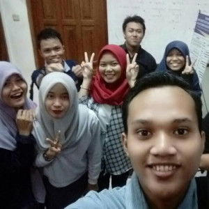 ratna merkorios profile icon