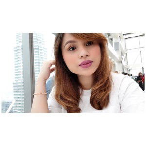 Anne Nur profile icon