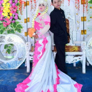 Candra Dewi profile icon