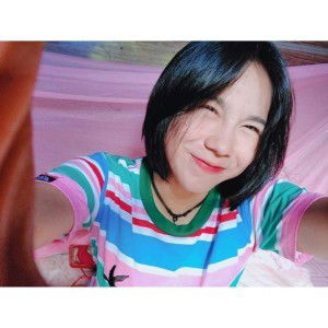 เเอน' หลึ่ม profile icon