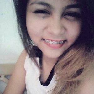 Charris Ann profile icon