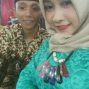 Nia Anggraini profile icon