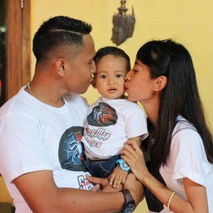 Theresia Eka Putri profile icon