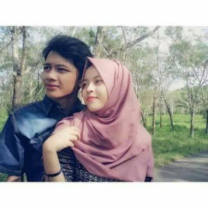 Willy Aprilianti Putri profile icon