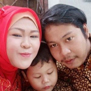 Julia Saputri profile icon