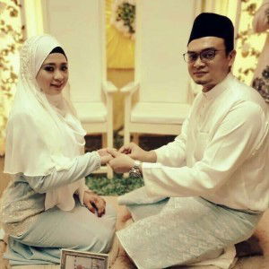 نور الفاريزان profile icon