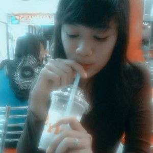 ratna sulis profile icon