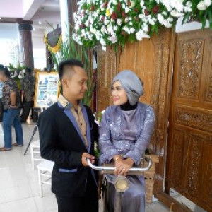 Neneng Noviyanti profile icon