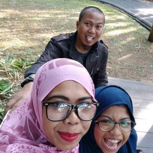 Emi Sariningsih profile icon